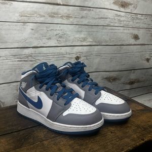 KIDS 6.5 woman’s 8 Air Jordan 1 Mid 'Cement True Blue